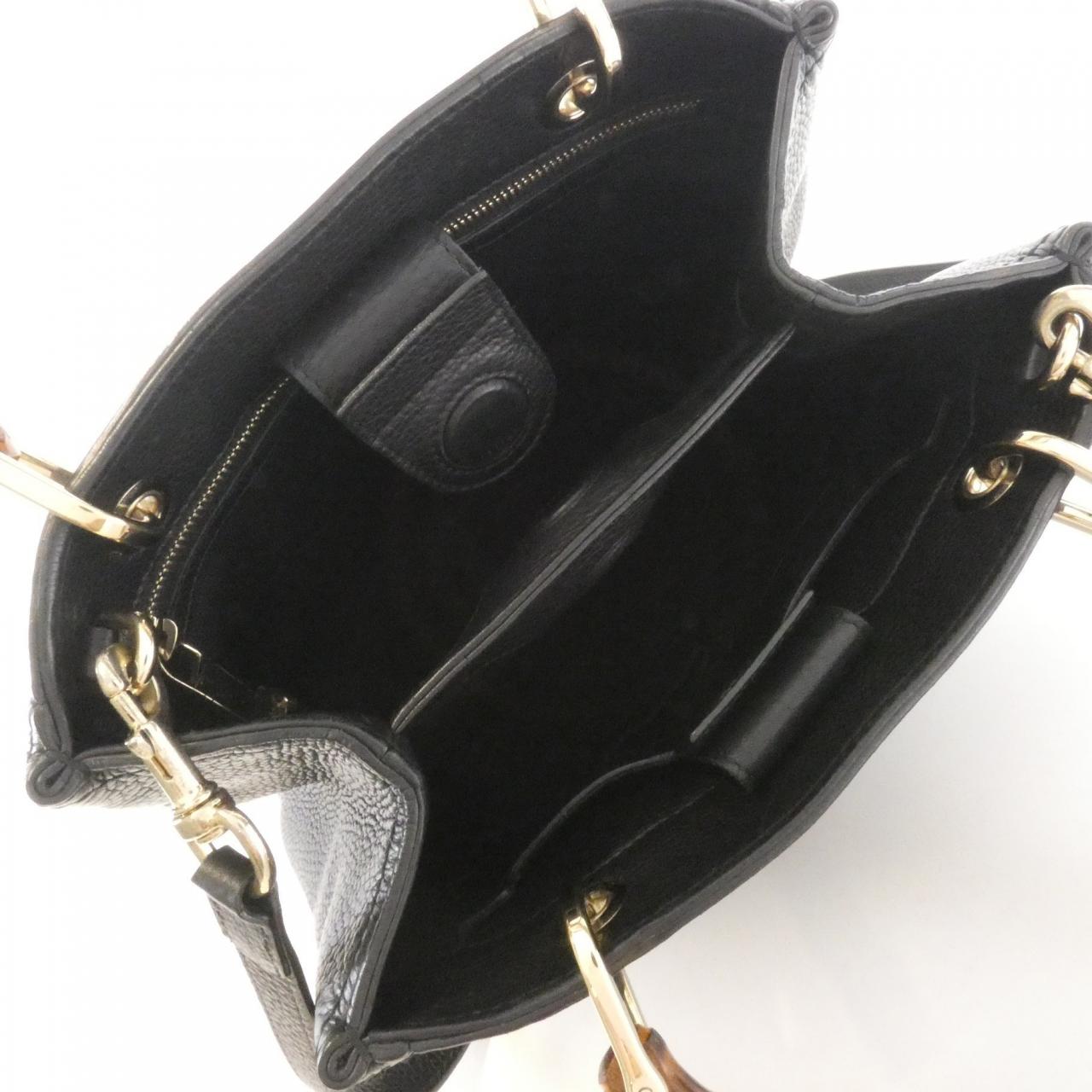 グッチ レザーショルダーバッグ