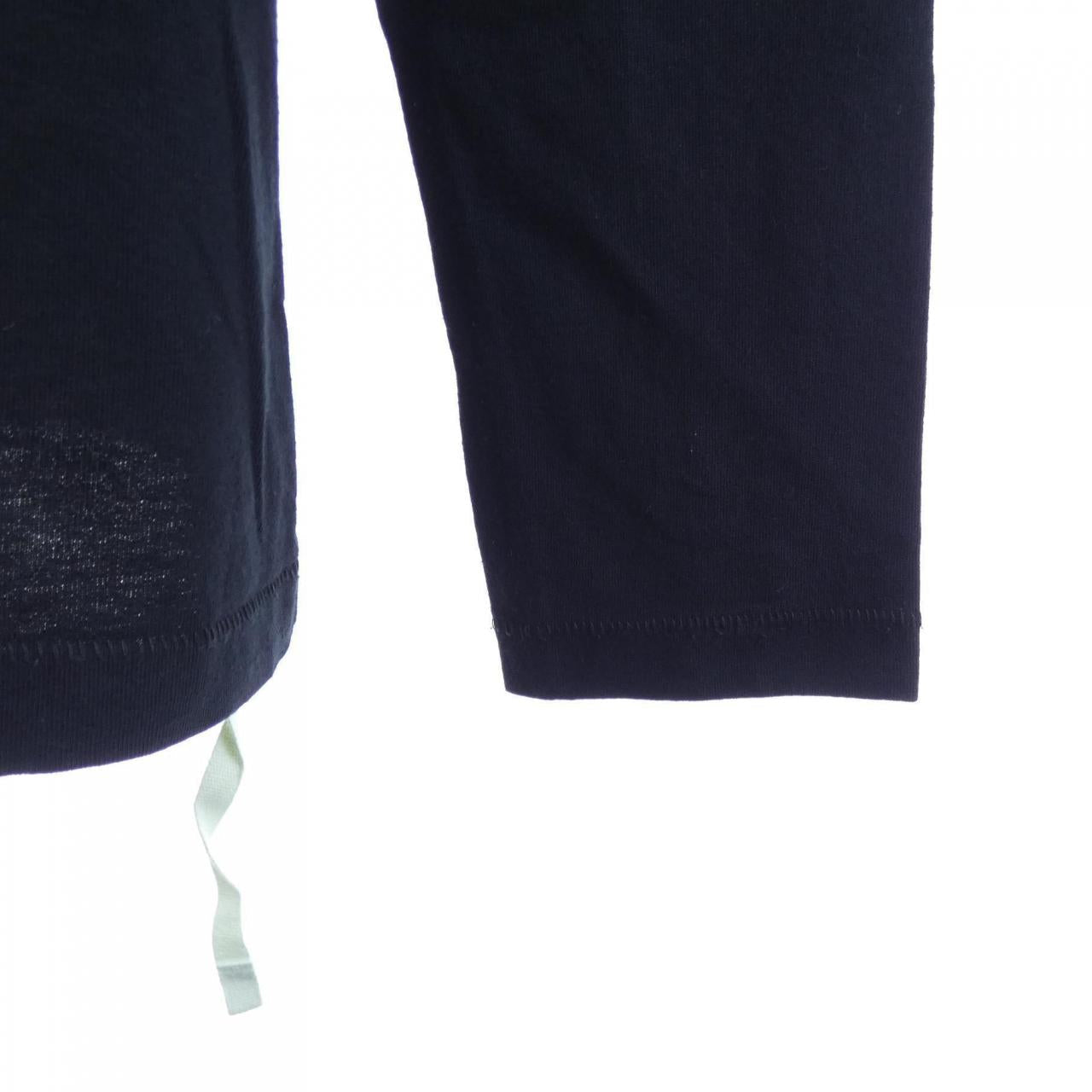 オフホワイト コットンTシャツ