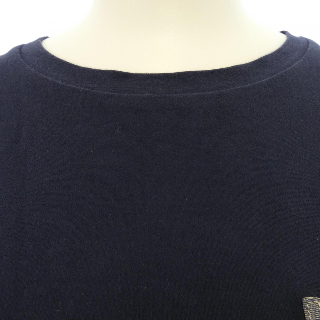 ブルーレーベルクレストブリッジ トップス