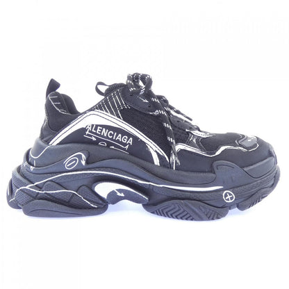 バレンシアガ Triple S スニーカー