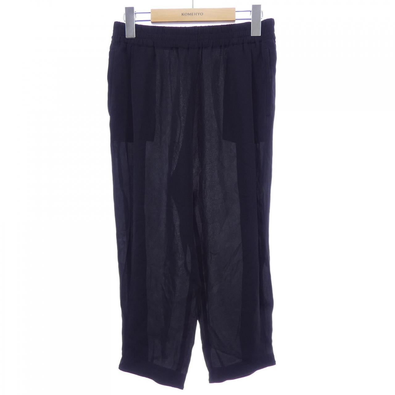グッチ クロップドパンツ