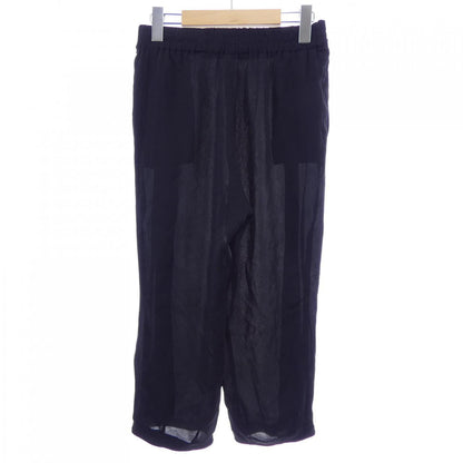 グッチ クロップドパンツ