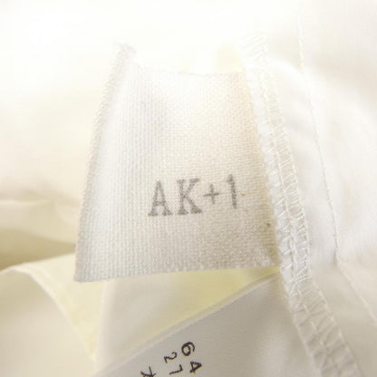 AK+1 トップス