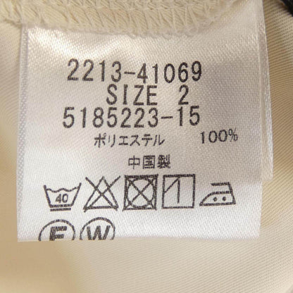 クイーンズコート トップス