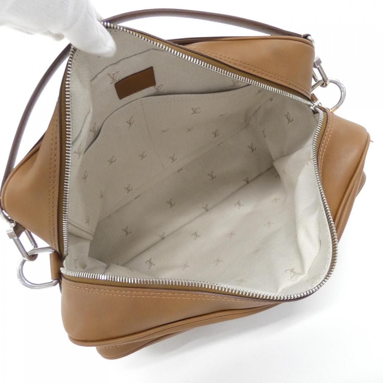 ルイヴィトン ナイルXL カーフ ショルダーバッグ