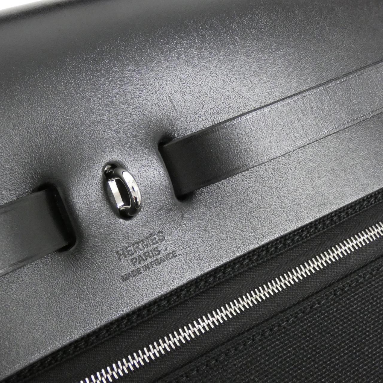 エルメス エールバッグジップメッセンジャー39 トワルミリタリー ヴァッシュハンター ショルダーバッグ