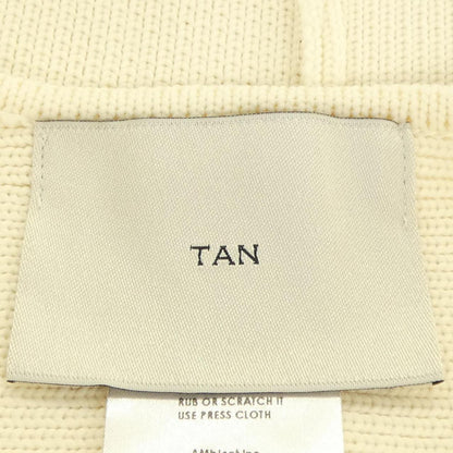 タン トップス