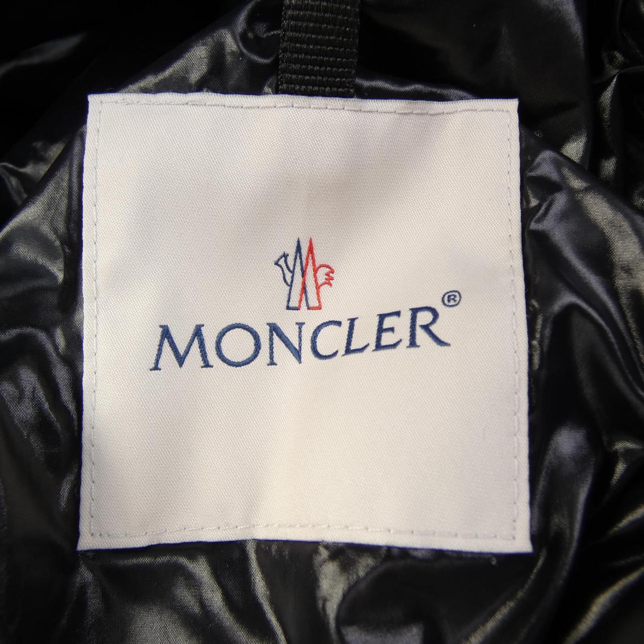 モンクレール MONTCLA ダウンジャケット