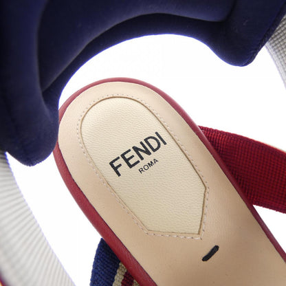 フェンディ レザーパンプス