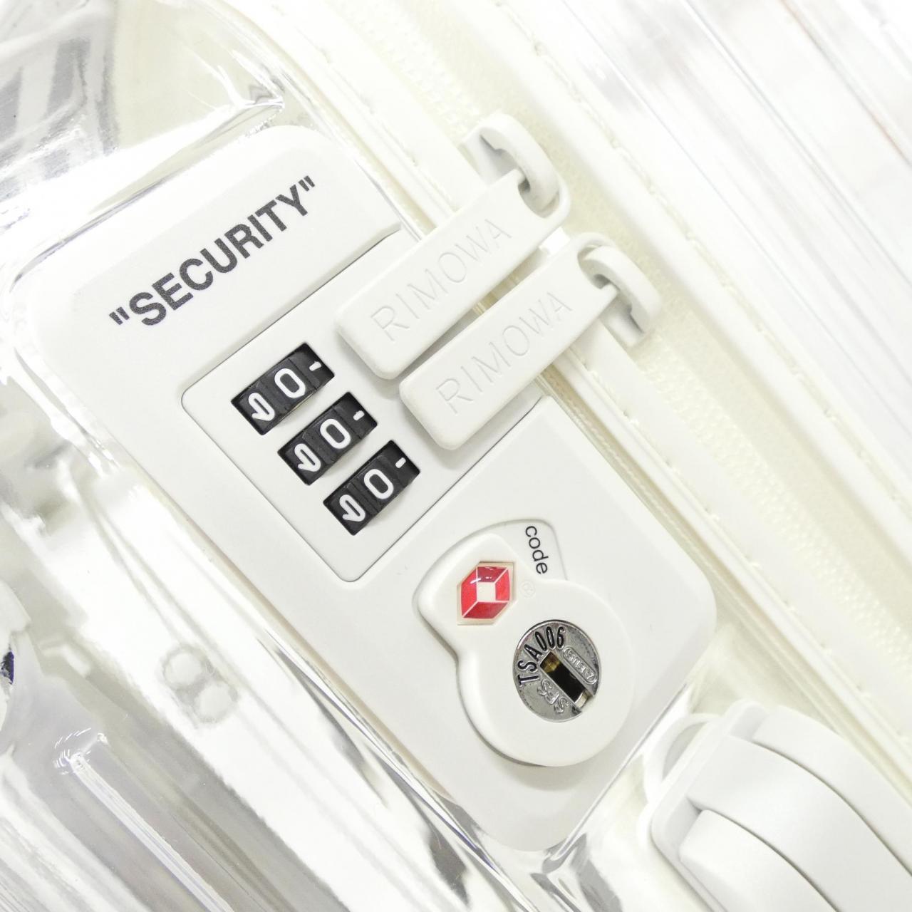 リモワ エッセンシャル ポリカーボネイトキャリーバッグ