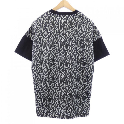 エアセッテ EA7 Tシャツ