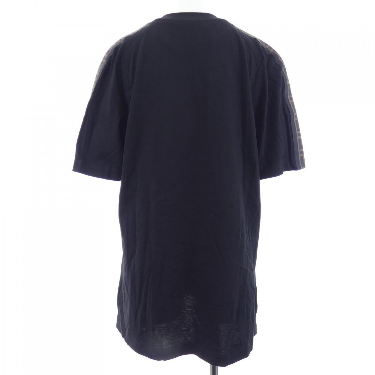 フェンディ Tシャツ