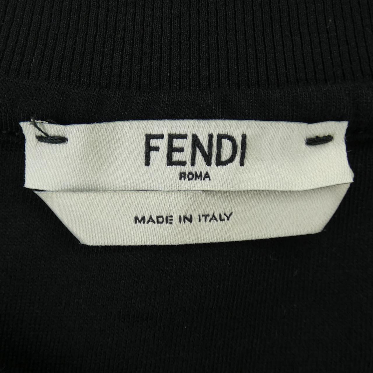 フェンディ Tシャツ