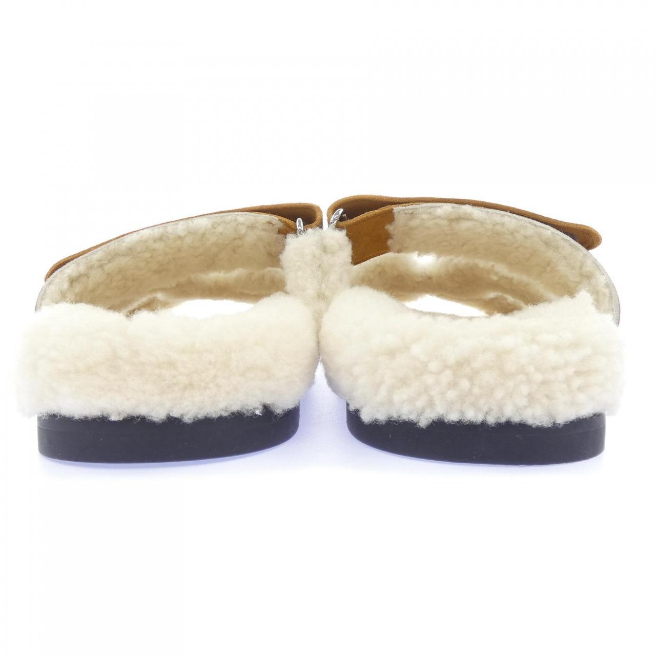 エルメス シプレ ゴートスキン シアリング サンダル