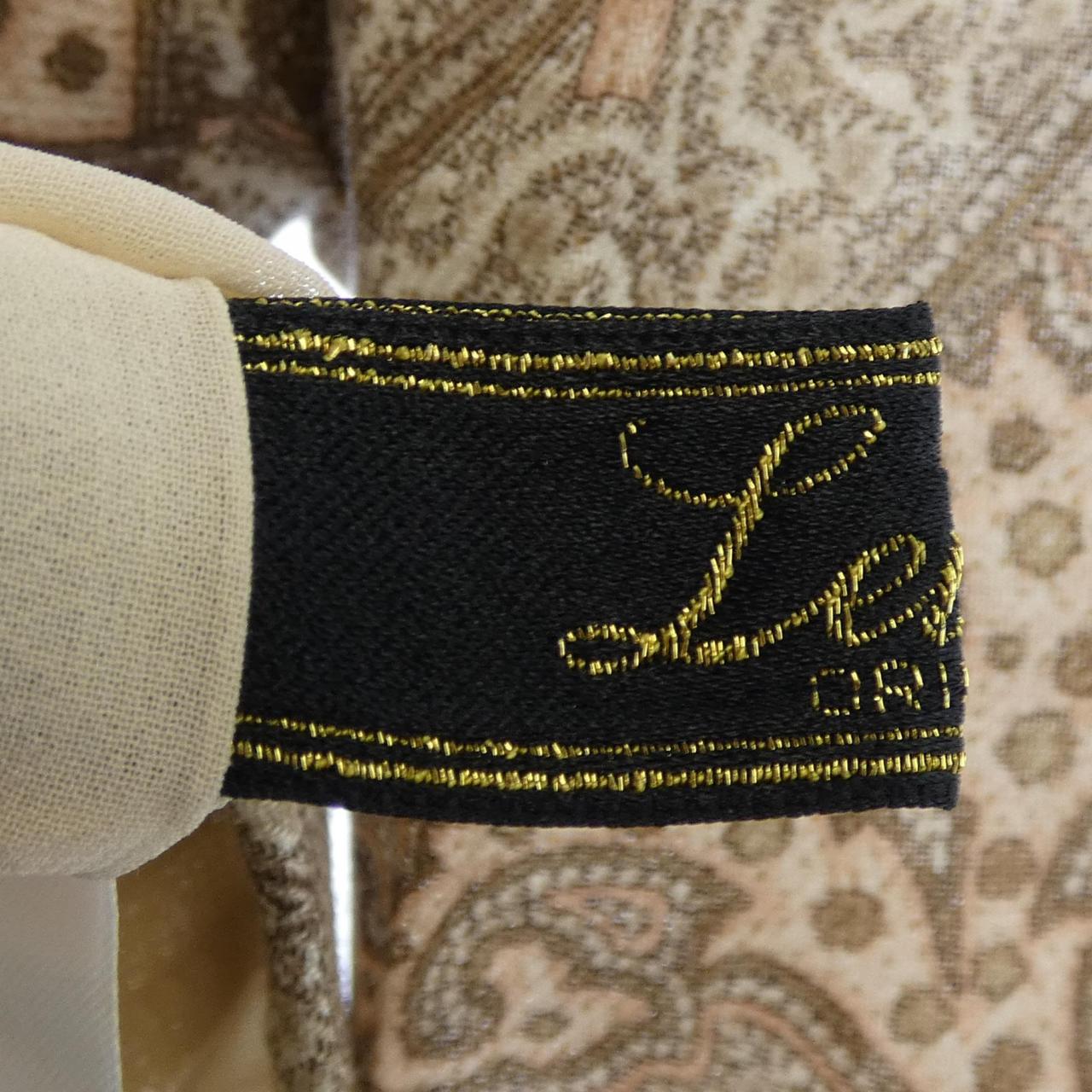 レリアン シャツ