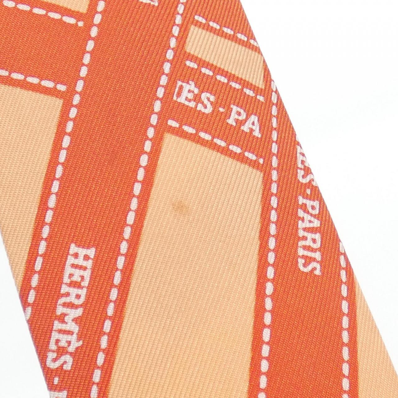 エルメス シルクツイリースカーフ