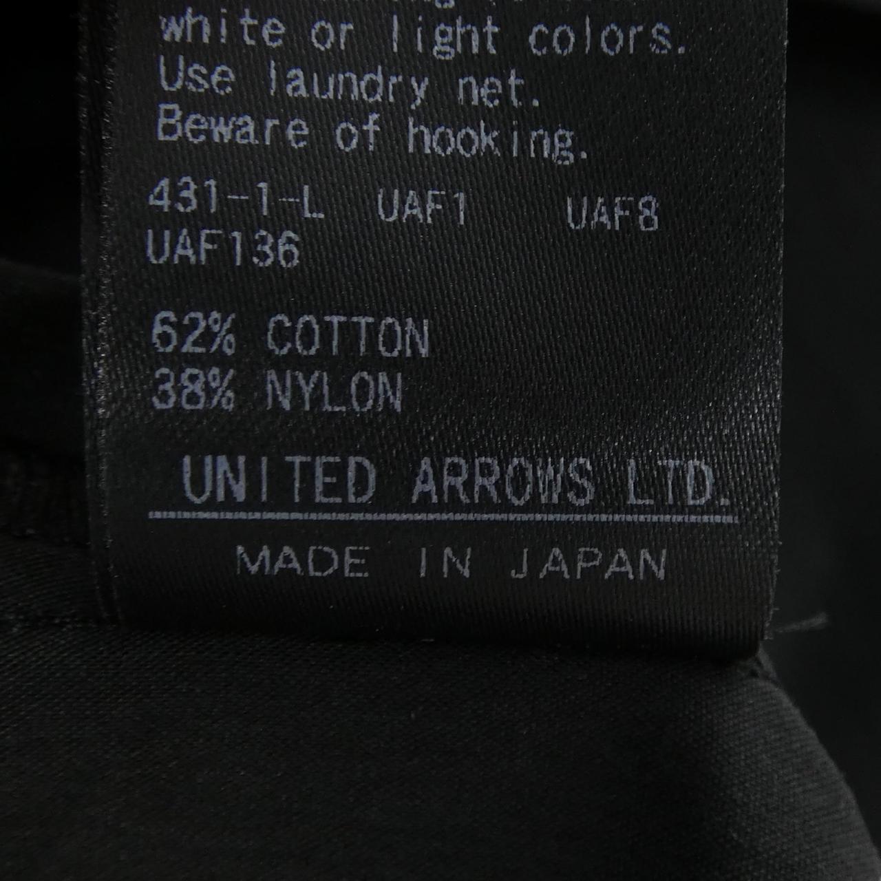 イウエンマトフ トップス