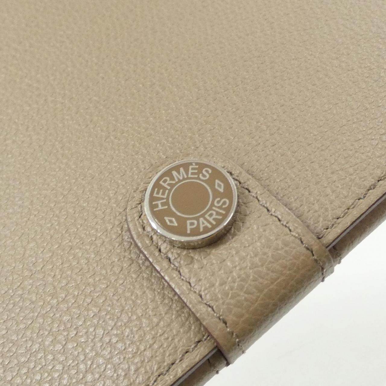 エルメス R.M.Sトゥタンマン ヴェルソ エヴァーカラー 長財布