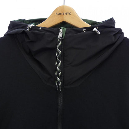 モンクレール パーカー