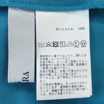 ティアラ Tシャツ