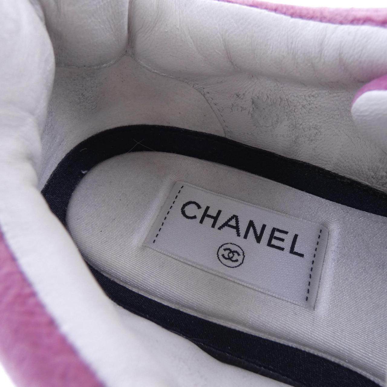 シャネル ベルベット スエードカーフスキン スニーカー
