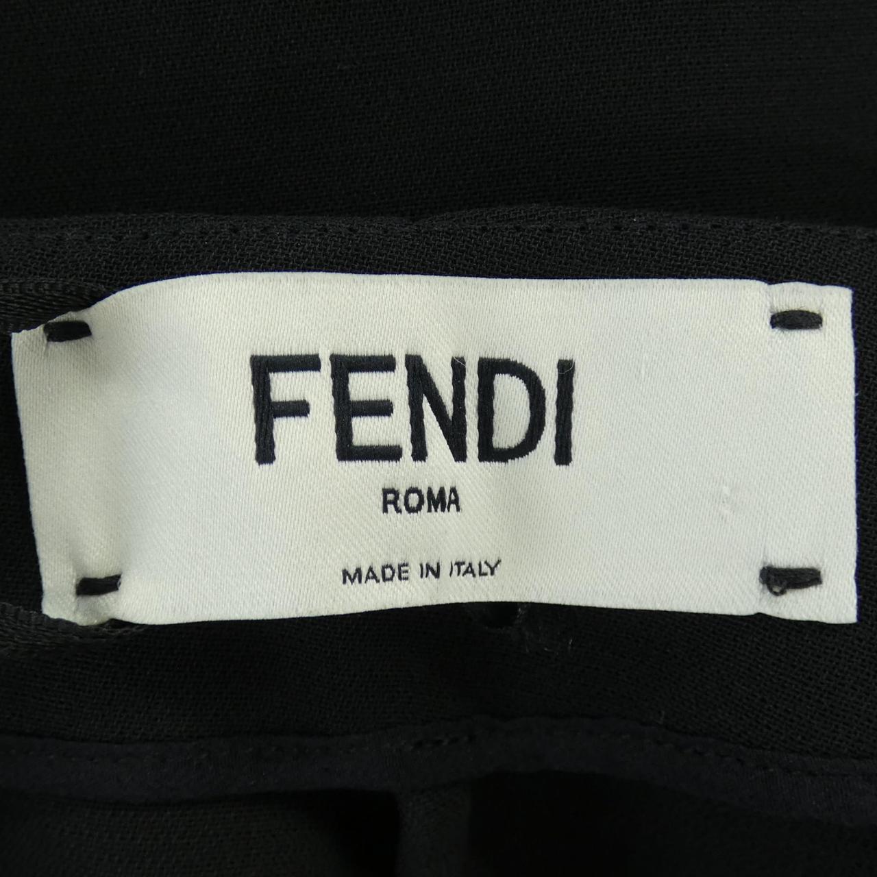 フェンディ スカート