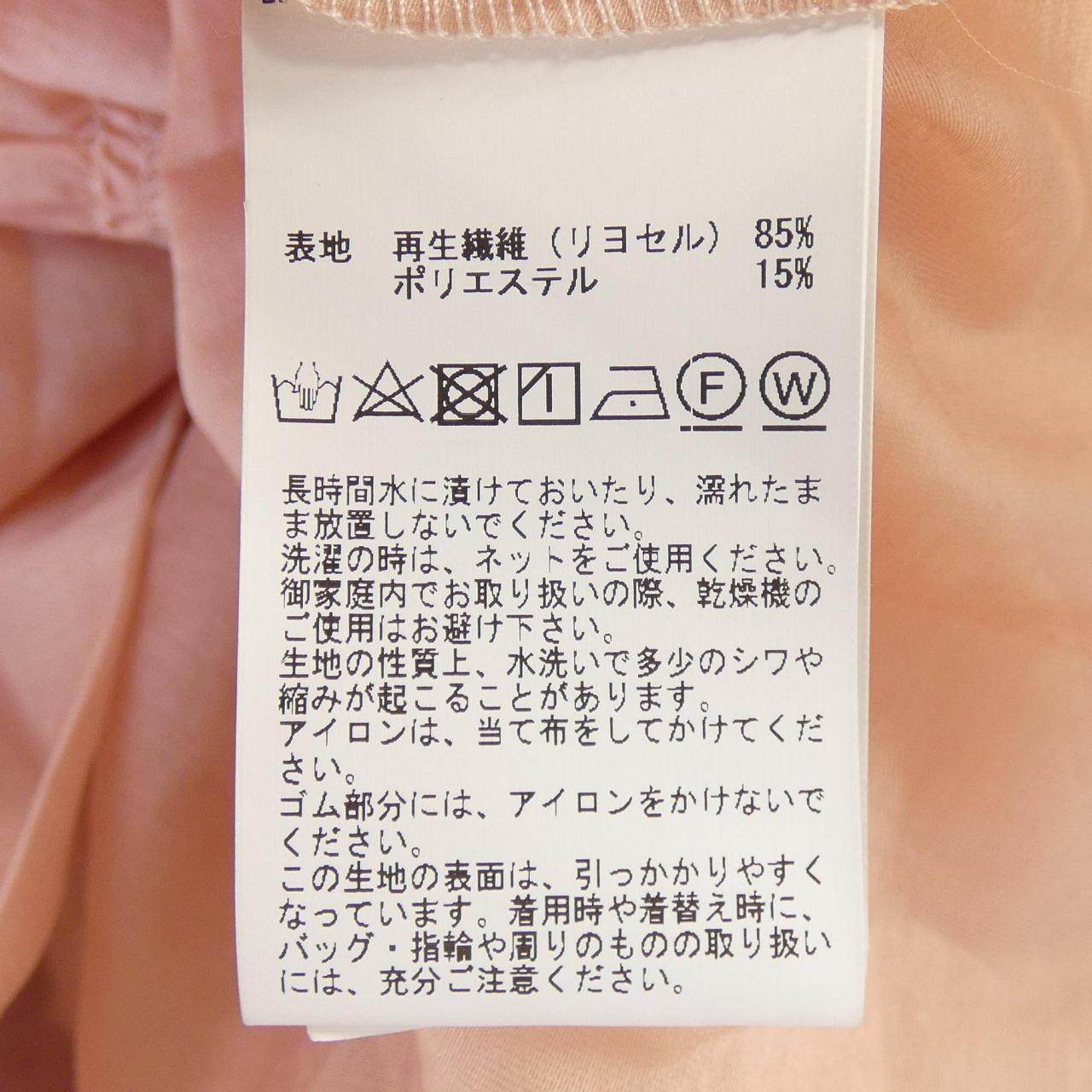 ティアラ ワンピース