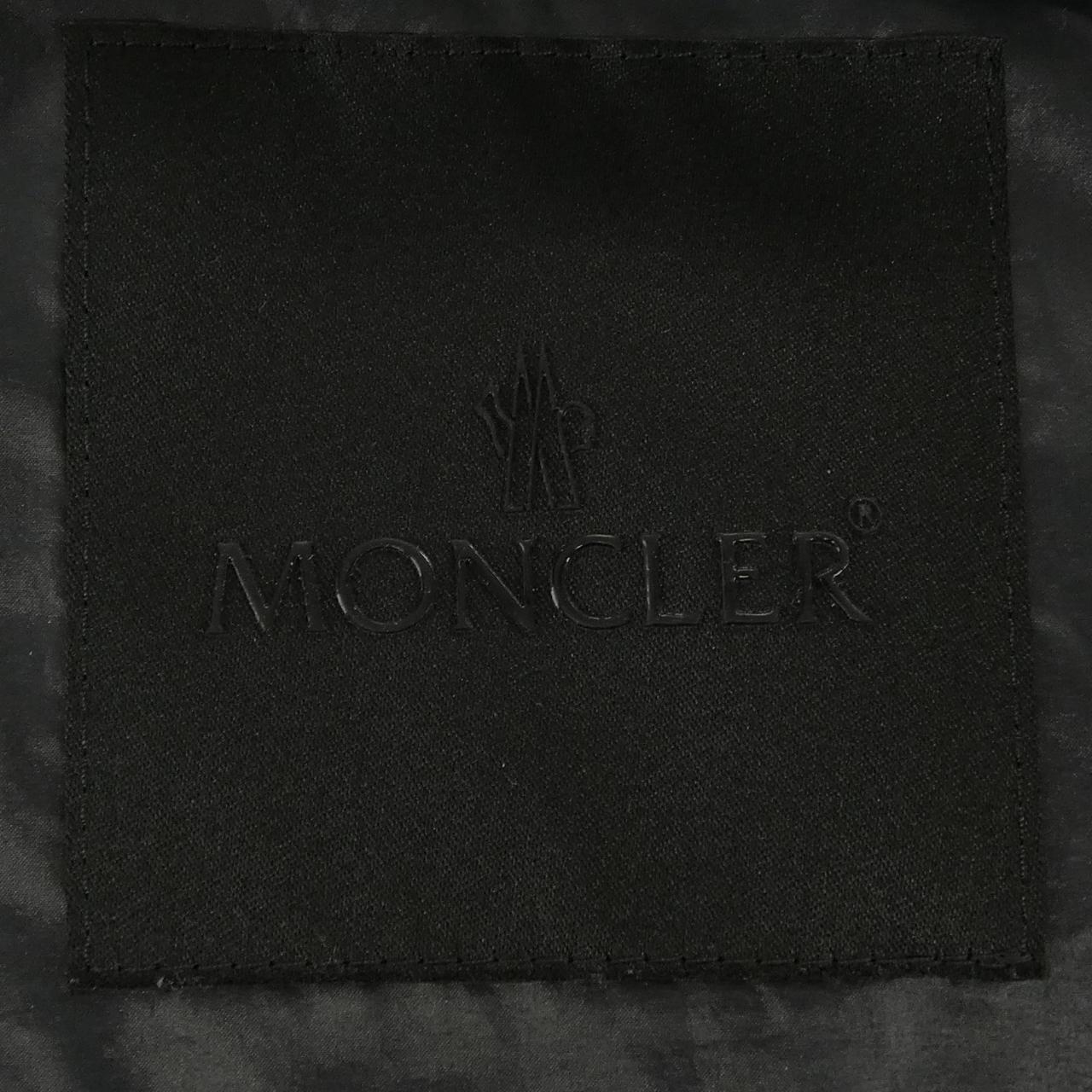 モンクレール AUXONNE ジャケット