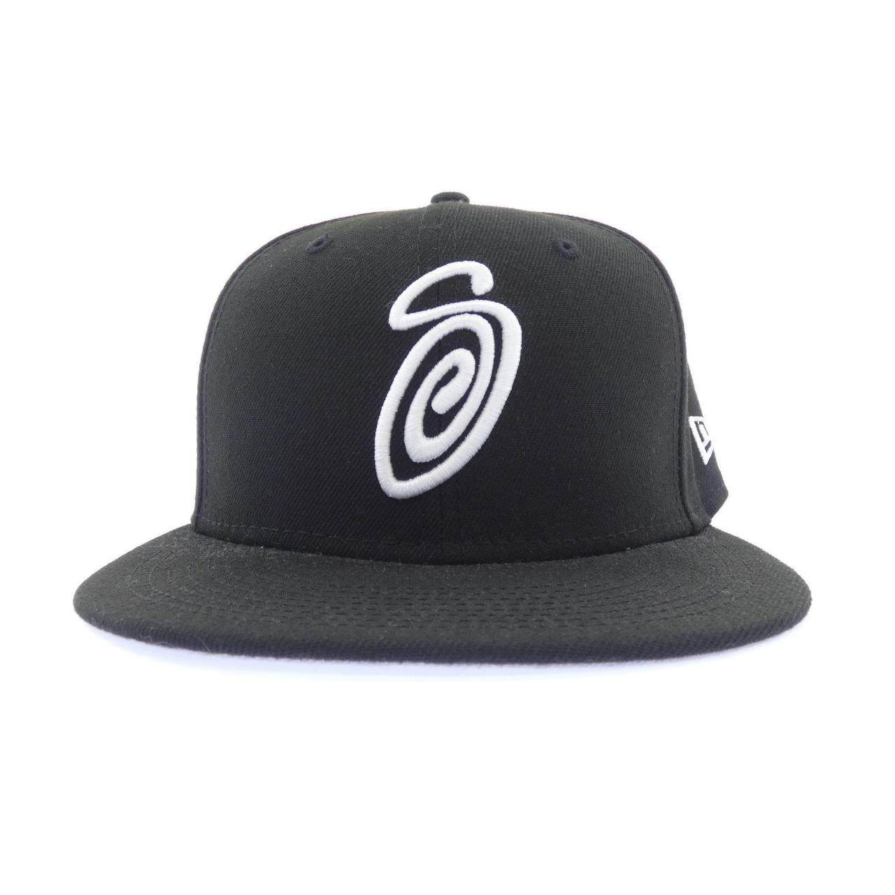 ステューシー NEWERA キャップ