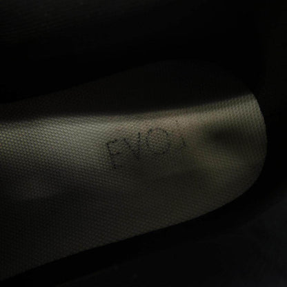 EVOI スニーカー