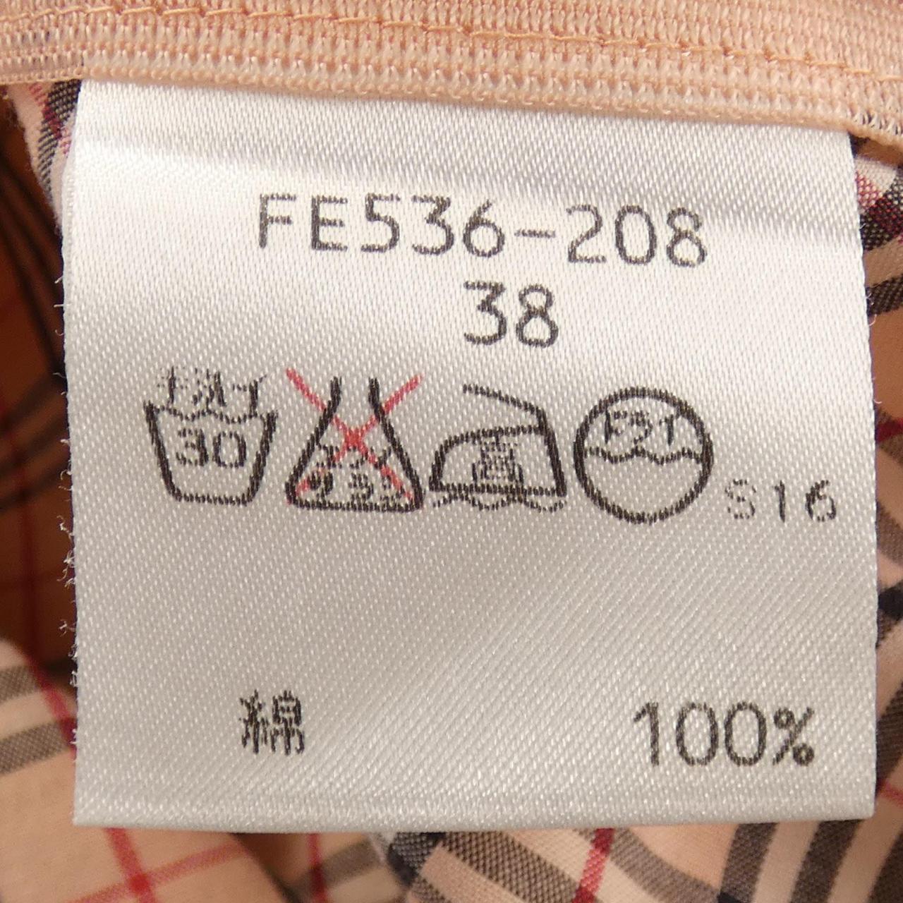 バーバリーブルーレーベル トップス