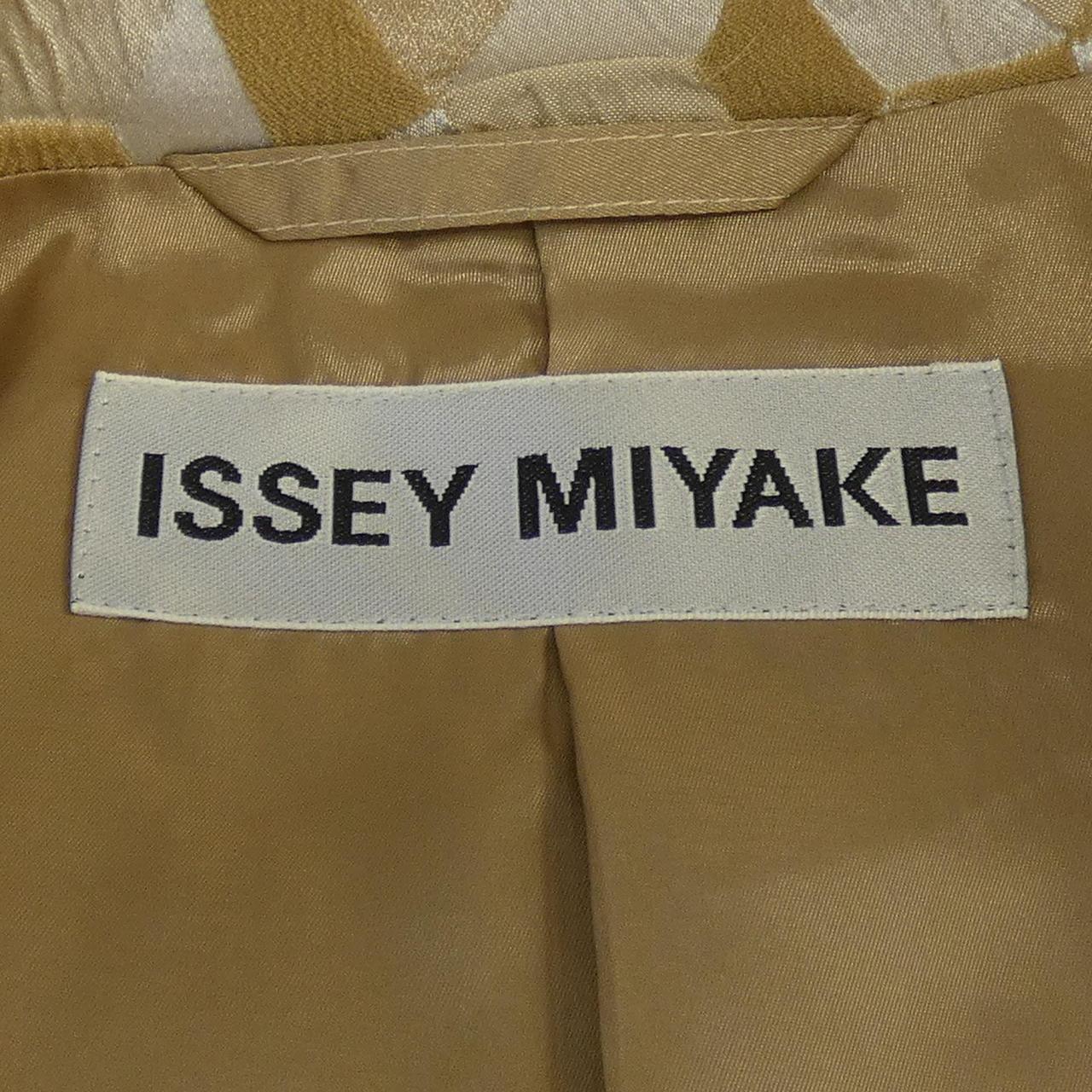 イッセイミヤケ ジャケット