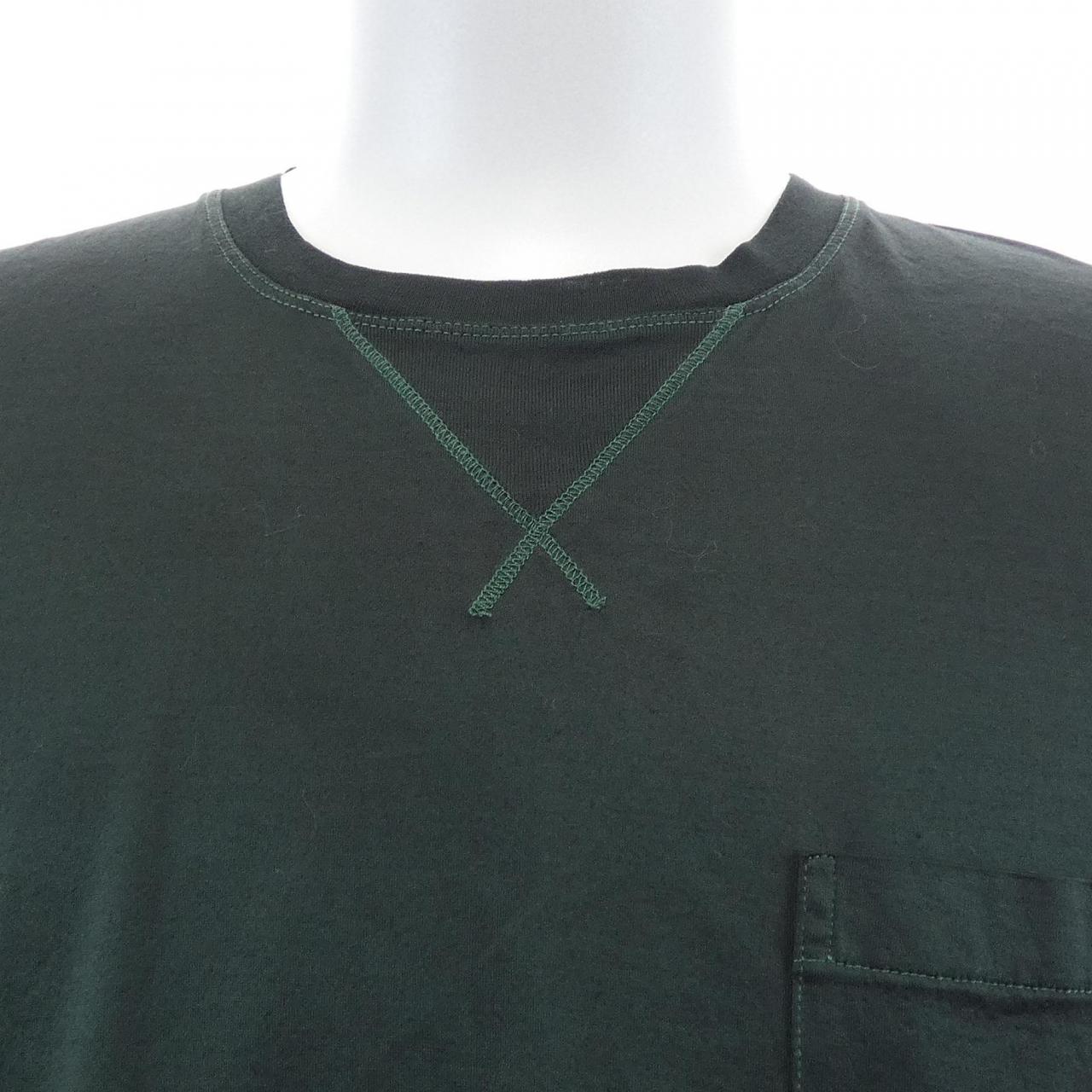 プラダ Tシャツ