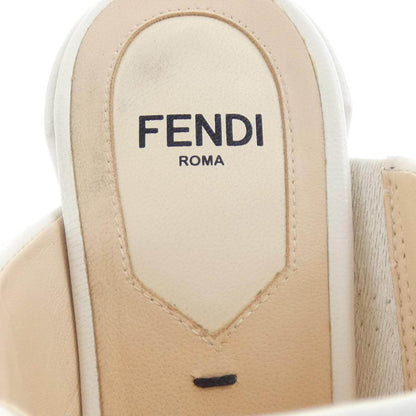 フェンディ レザーサンダル