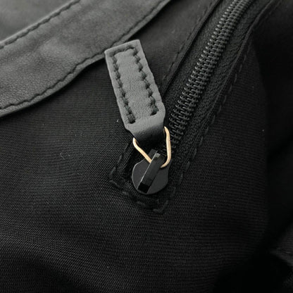 グッチ レザーショルダーバッグ
