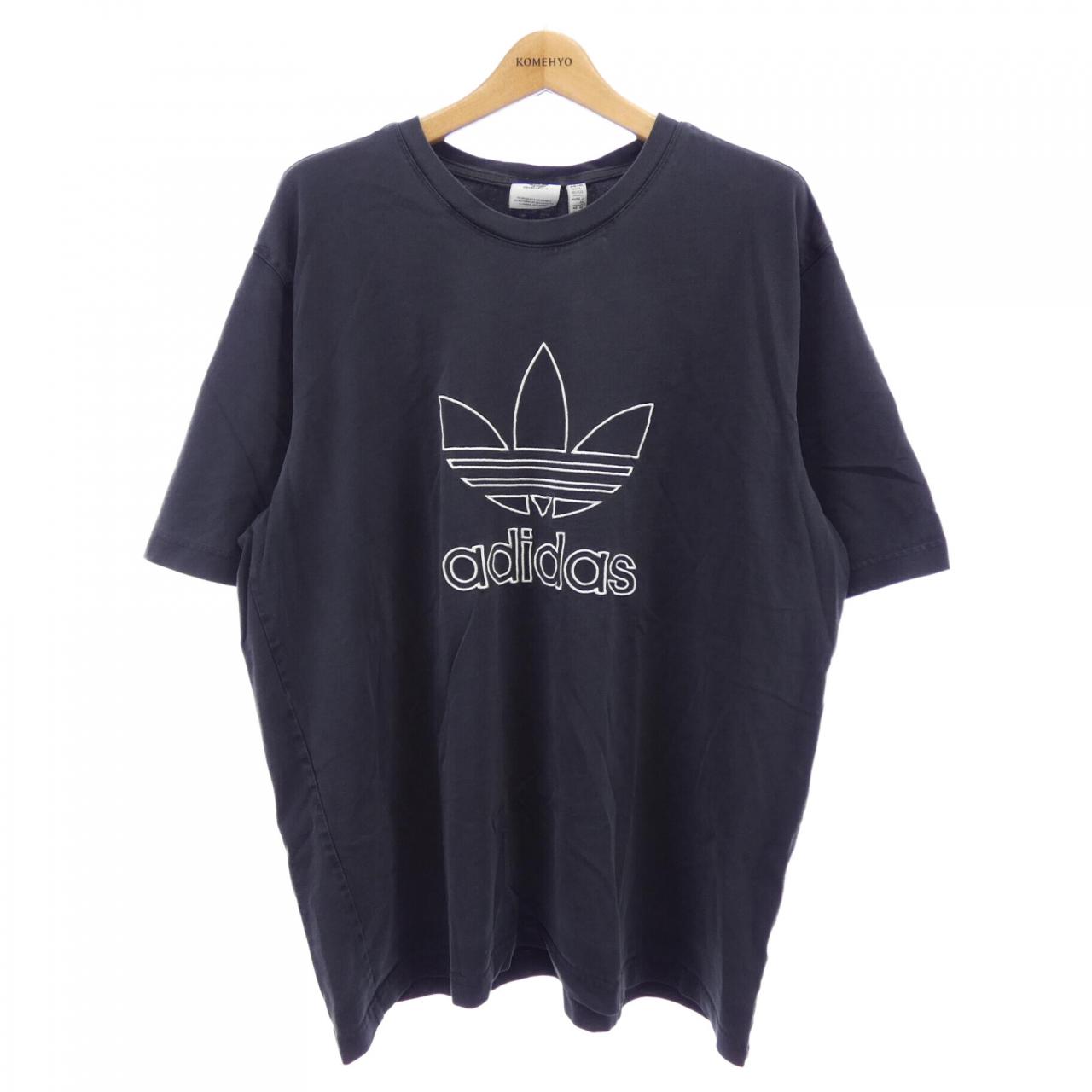 アディダス コットンTシャツ