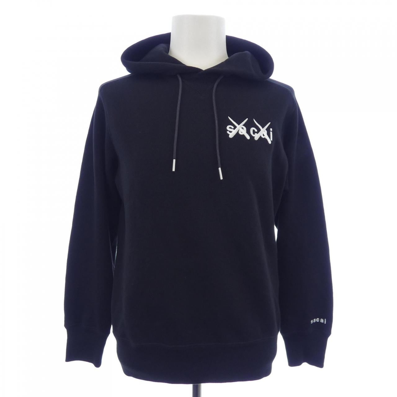 サカイ KAWS パーカー