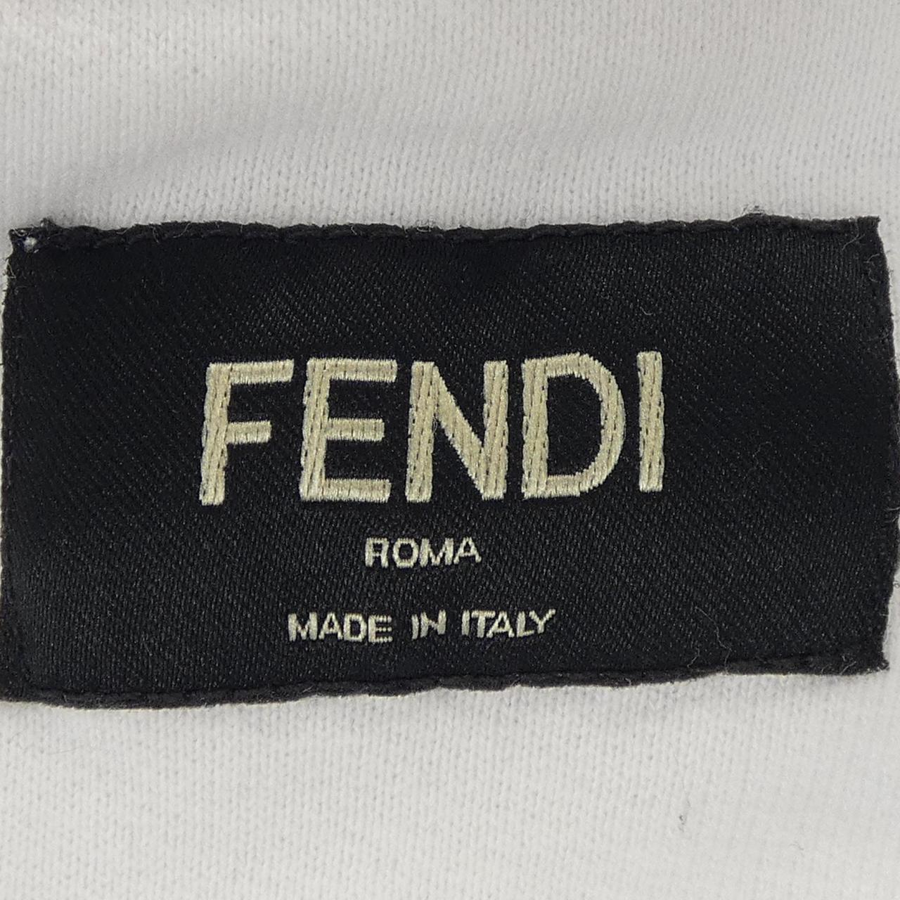 フェンディ パーカー