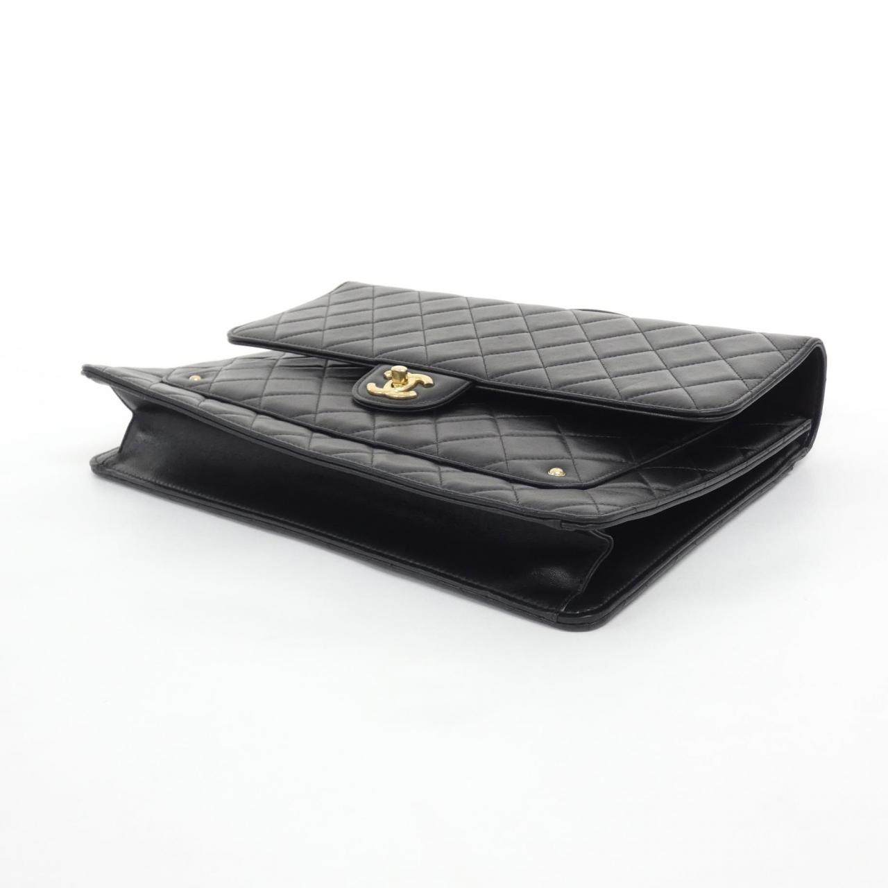 シャネル ラムスキン ショルダーバッグ