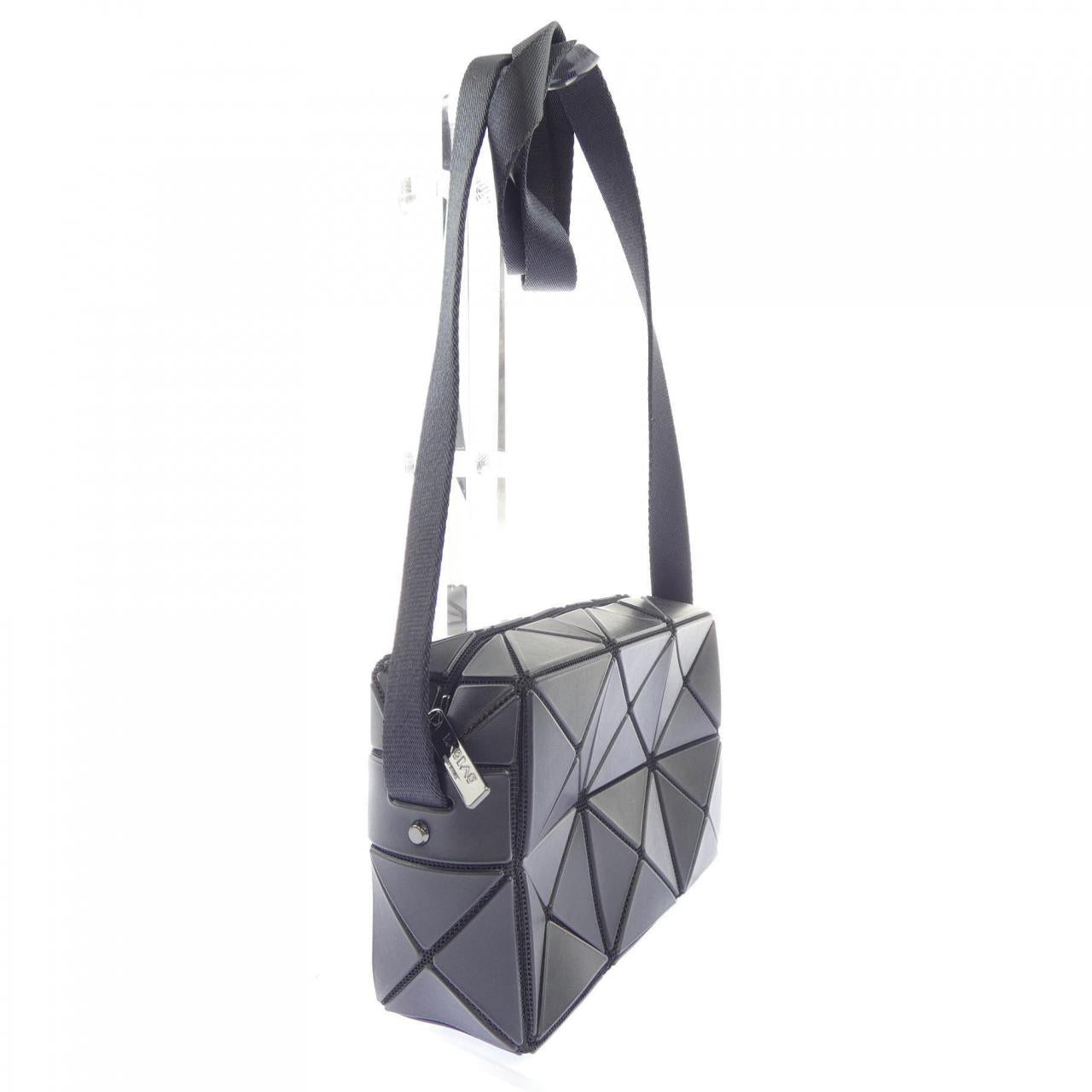 バオバオ CUBOID バッグ