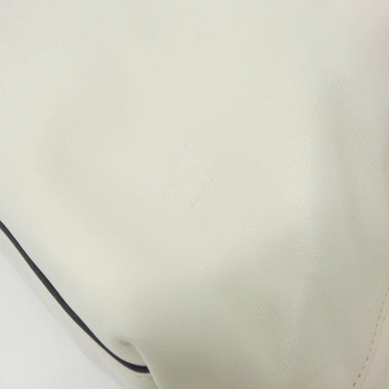 グッチ BEATRIX レザーバッグ