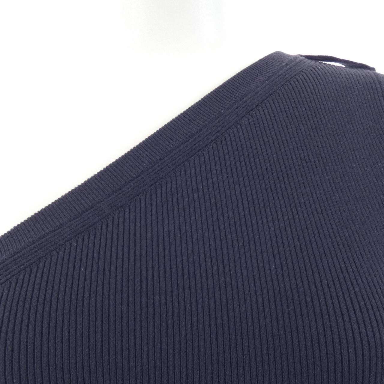 パトゥ ニットトップス