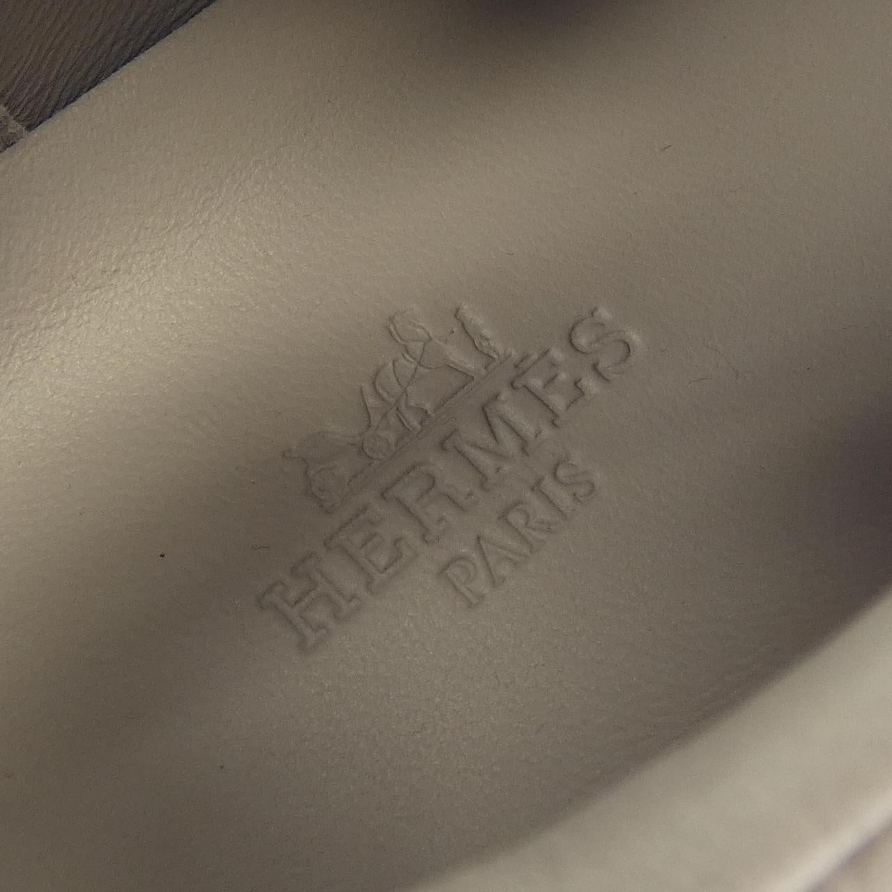 エルメス インパルス シェーヴルスポール スニーカー