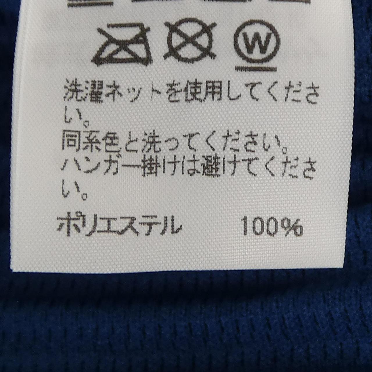 オムプリッセイッセイミヤケ トップス