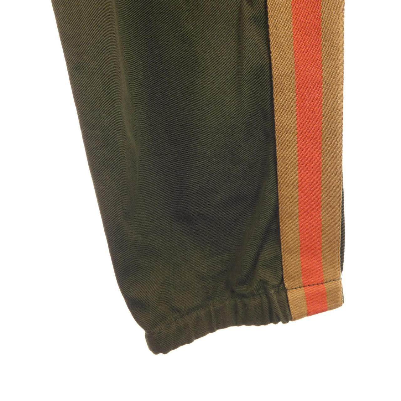 グッチ パンツ