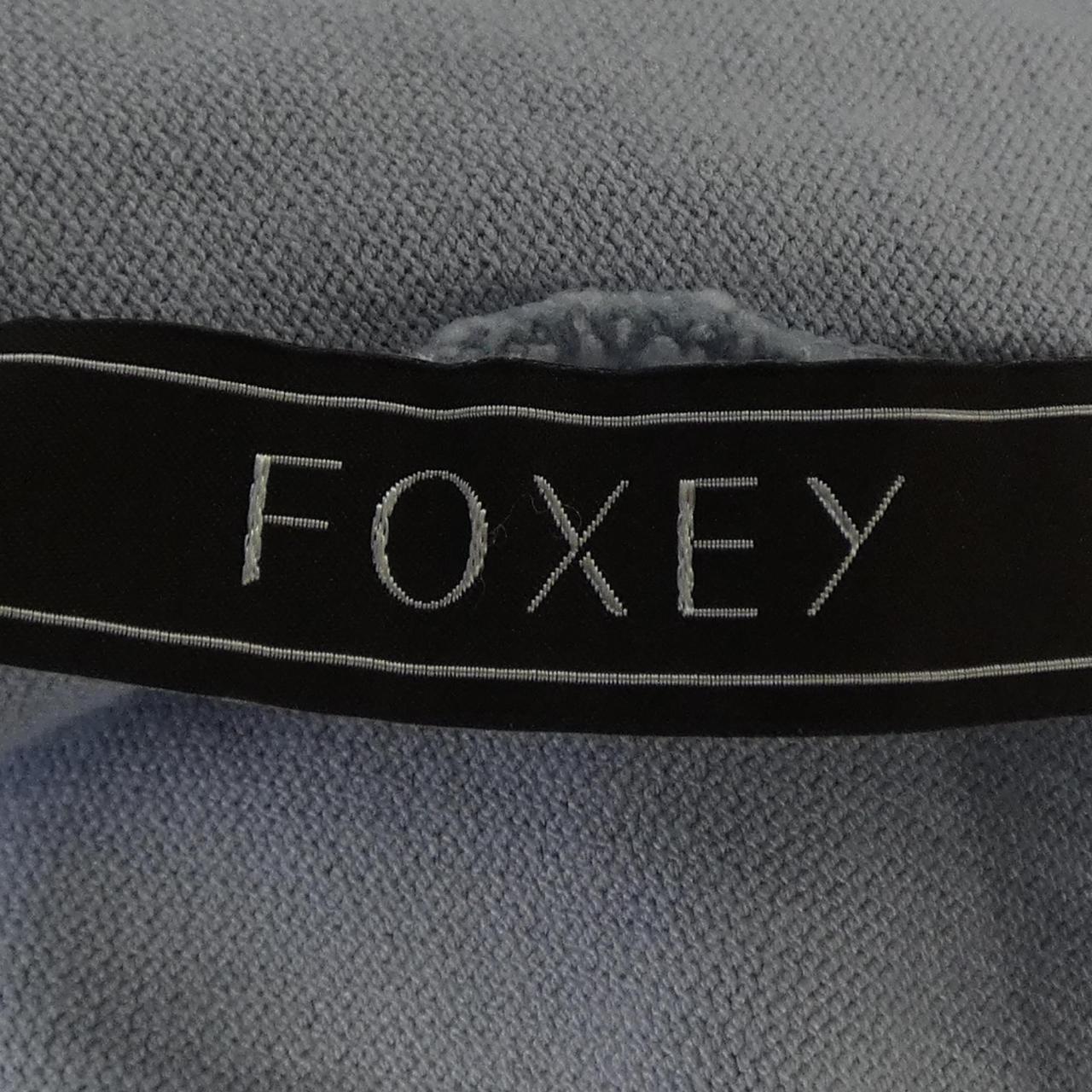 フォクシー ニットトップス
