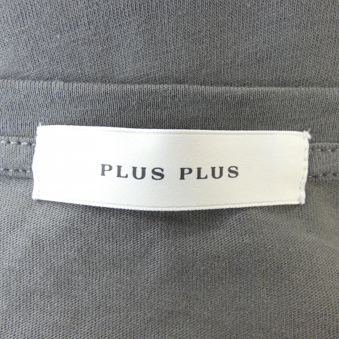 PLUS PLUS コットンTシャツ