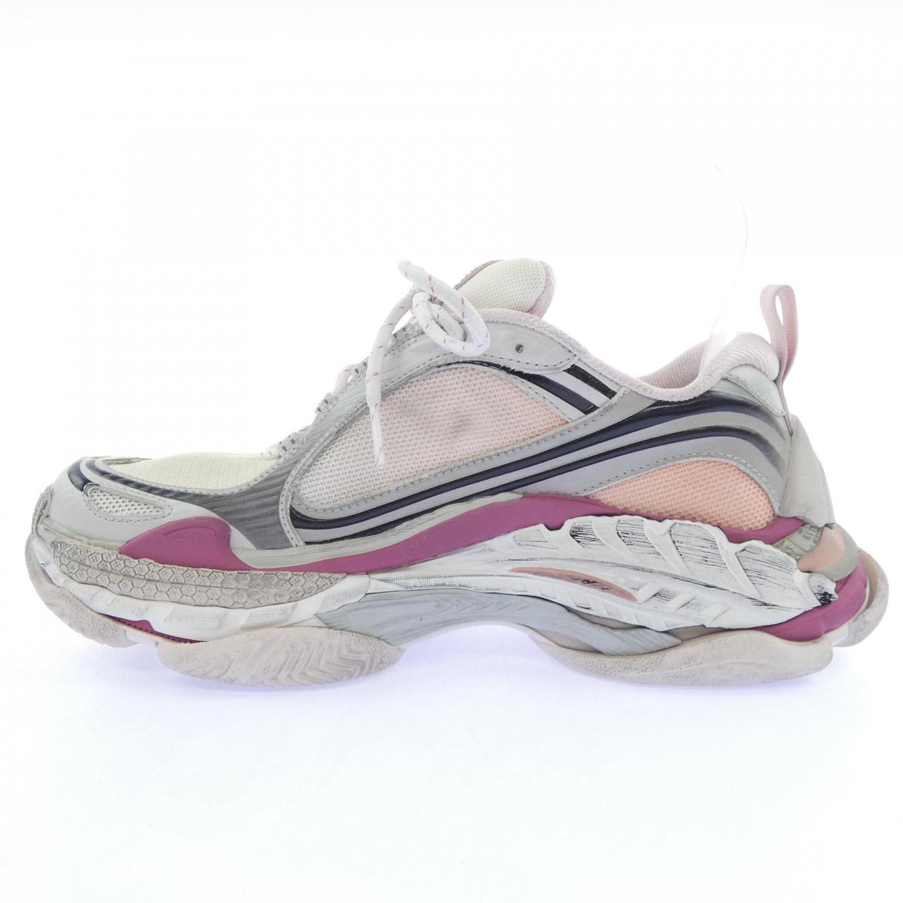 バレンシアガ トリプルS スニーカー