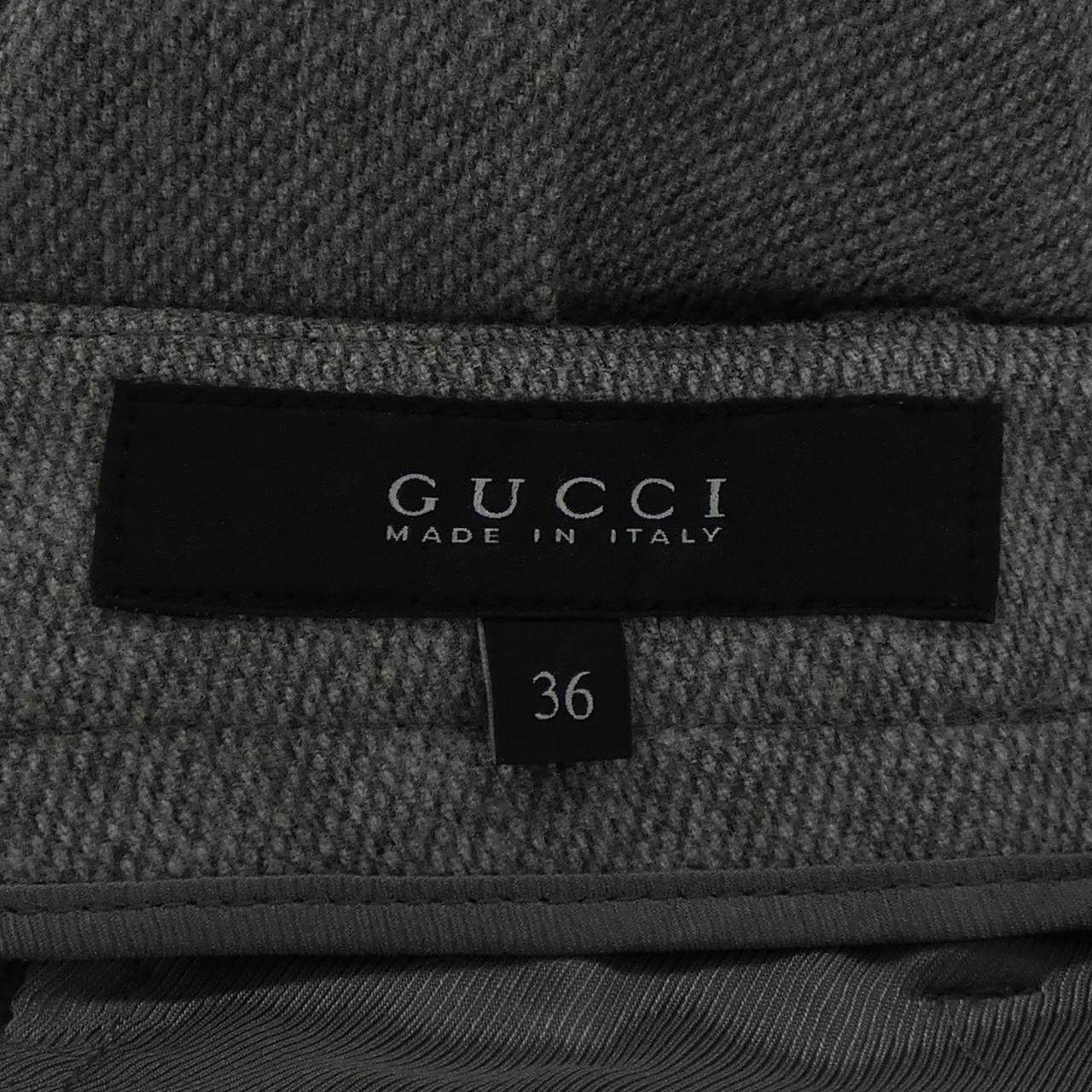 グッチ パンツ