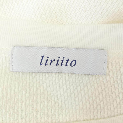 LIRIITO トップス